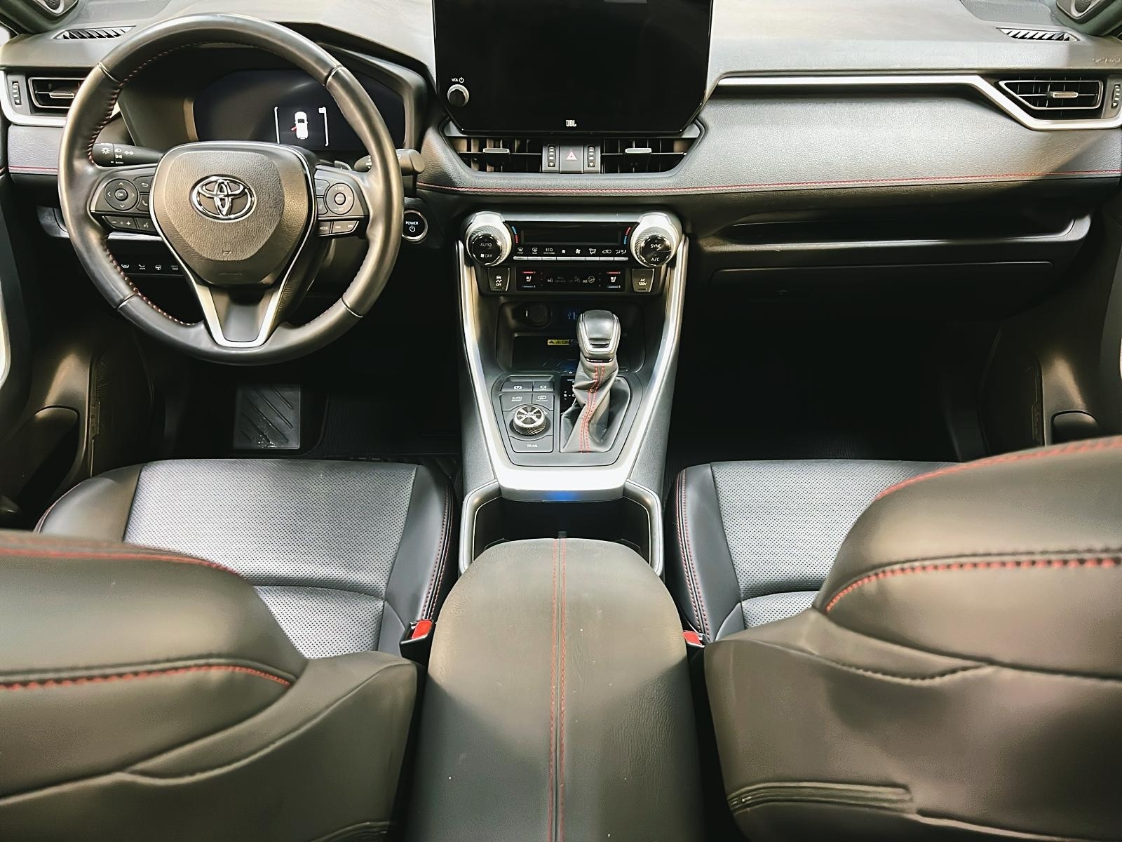Toyota Rav4 Prime XSE TECH PLUG IN CUIR TOIT PANO NAV 4RM 2023 - image #11