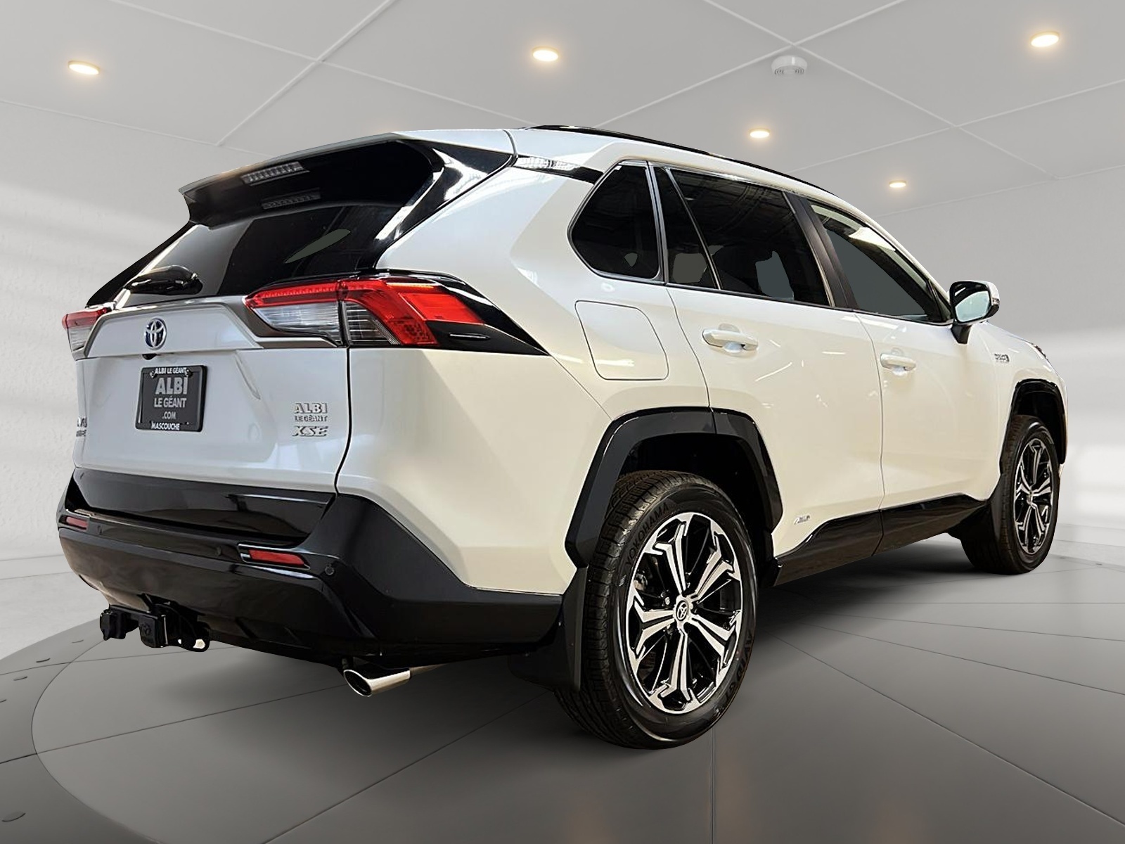 Toyota Rav4 Prime XSE TECH PLUG IN CUIR TOIT PANO NAV 4RM 2023 - image #4