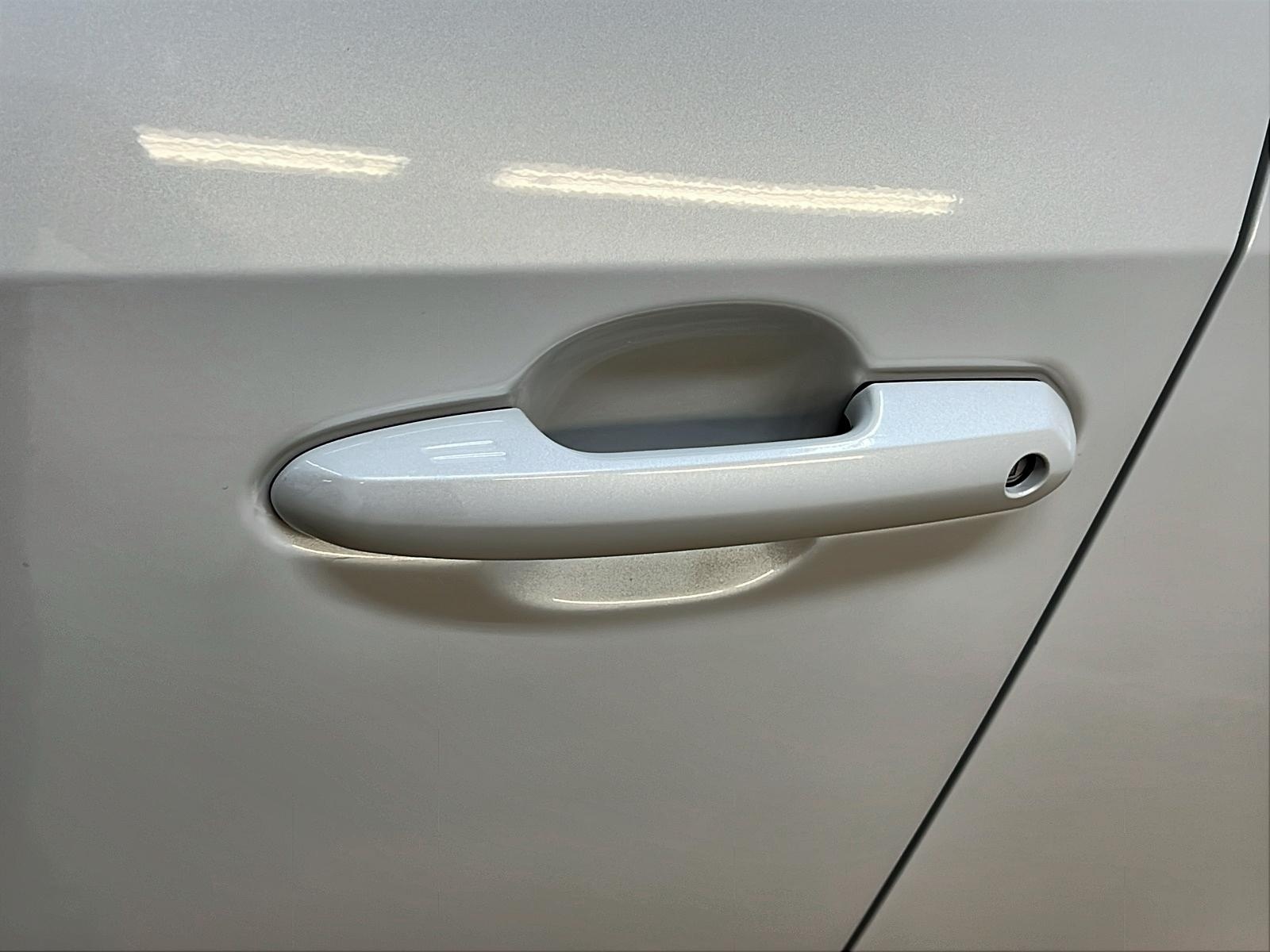 Toyota Rav4 Prime XSE TECH PLUG IN CUIR TOIT PANO NAV 4RM 2023 - image #27