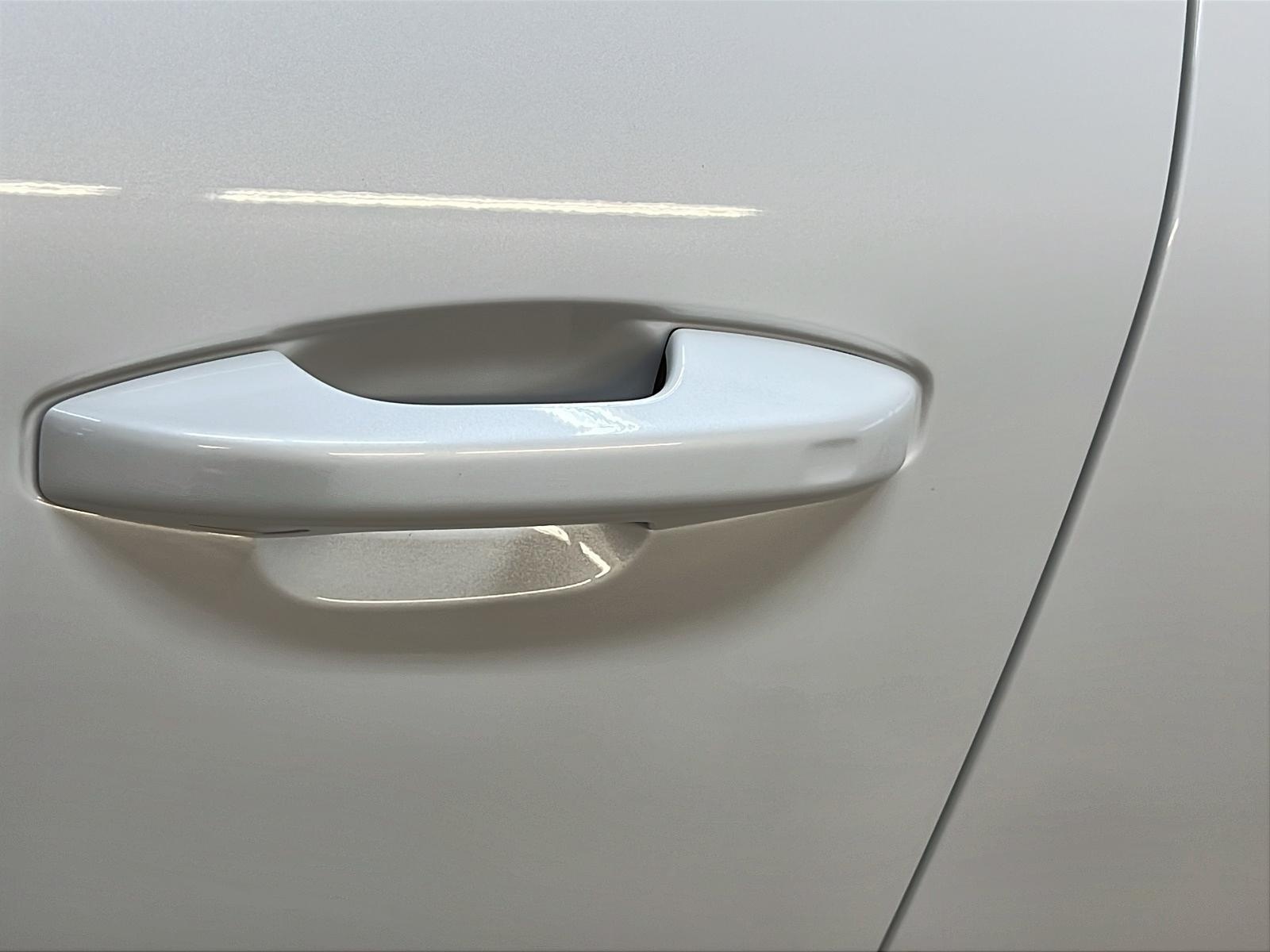 Volvo XC40 2025 - Image #26