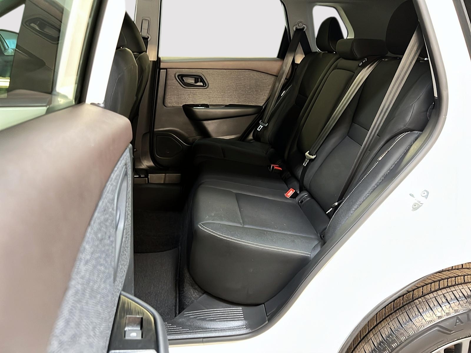 Nissan Rogue S 4RM 2023 - image #9
