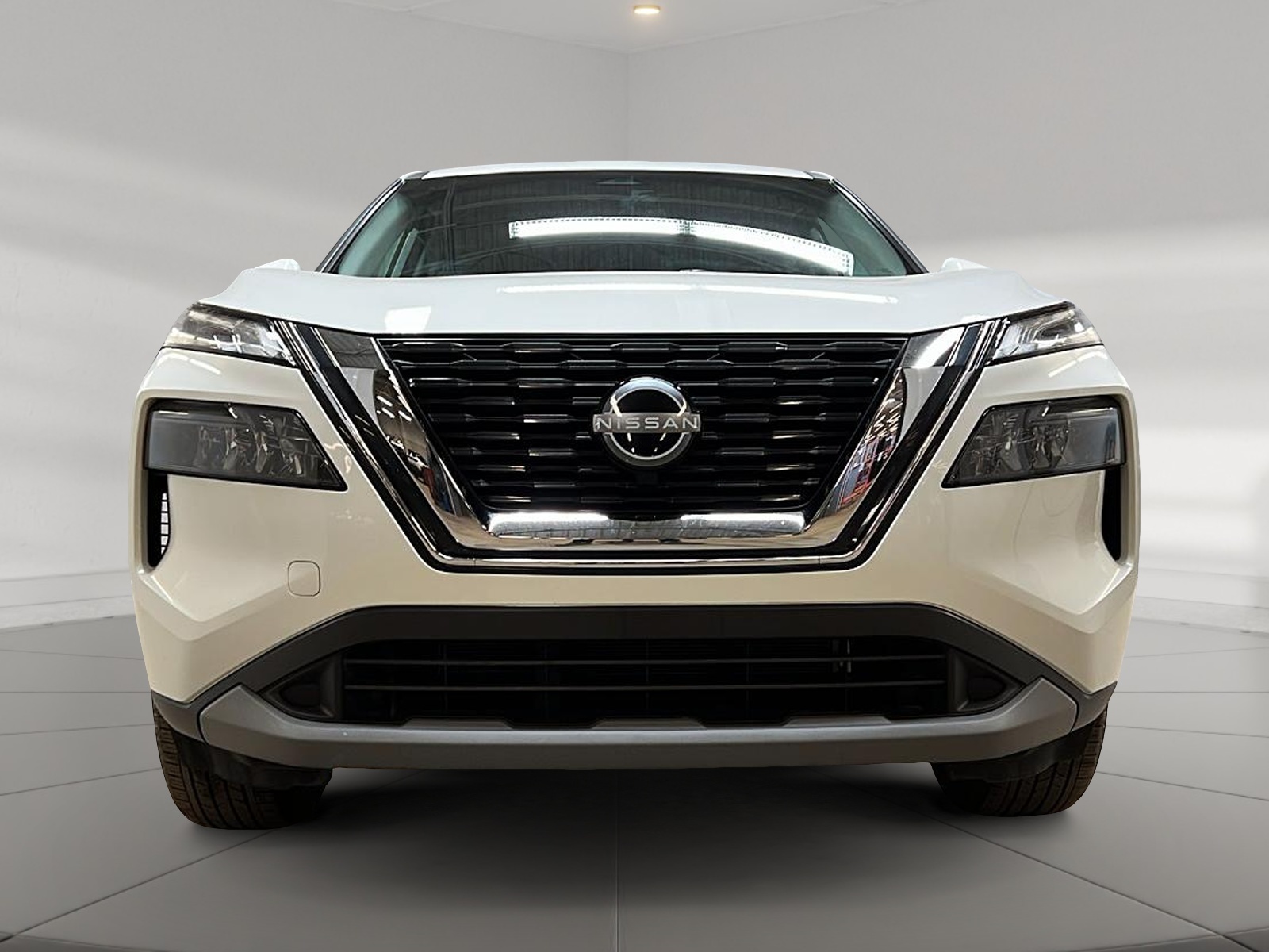 Nissan Rogue S 4RM 2023 - image #2