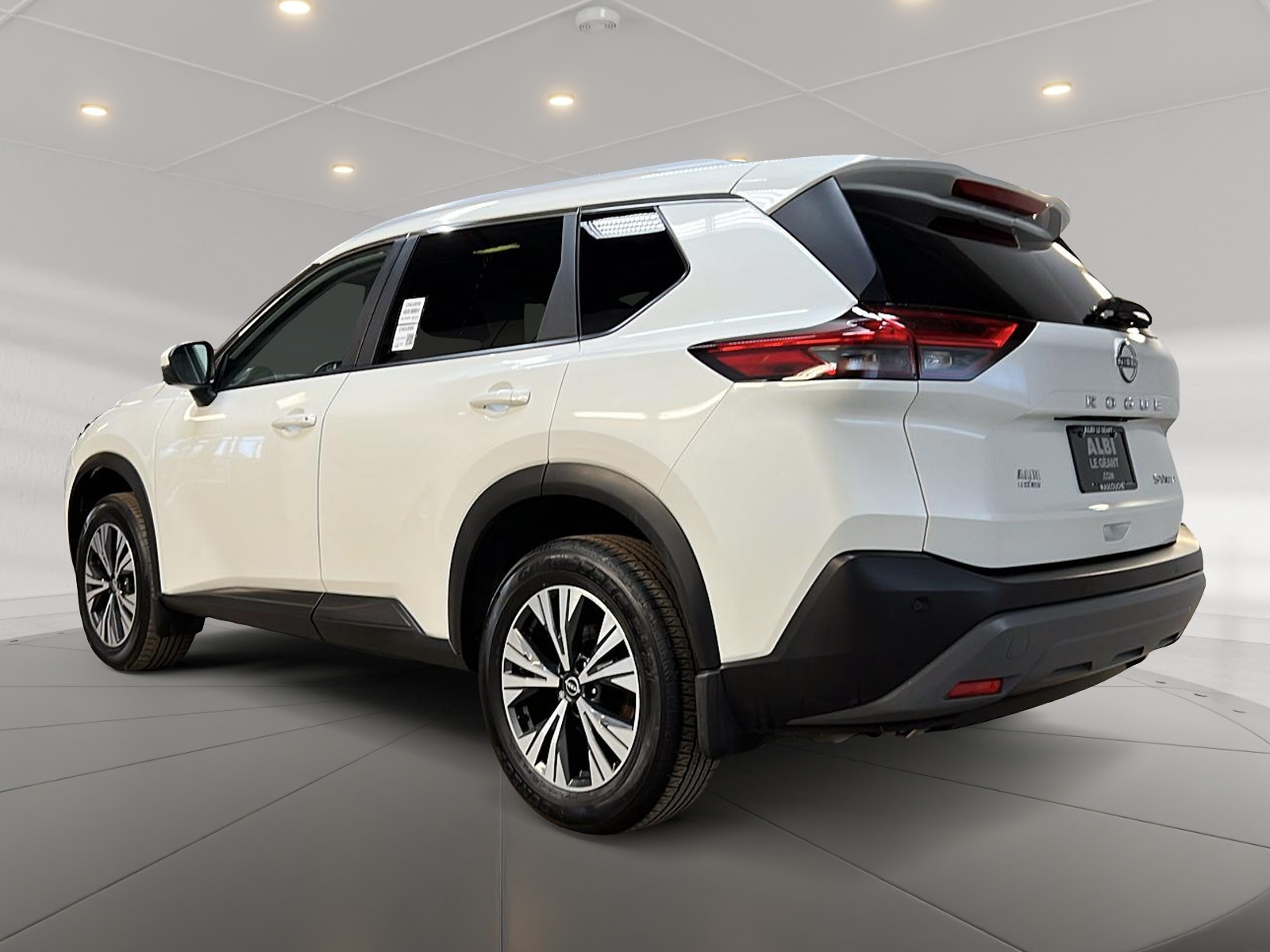 Nissan Rogue SV TOIT PANO  4RM 2023 - image #6