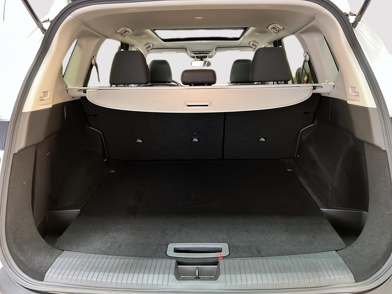 Nissan Rogue SV TOIT PANO  4RM 2023 - image #13