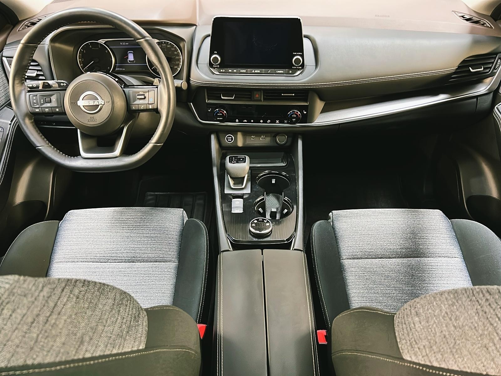 Nissan Rogue SV TOIT PANO  4RM 2023 - image #11