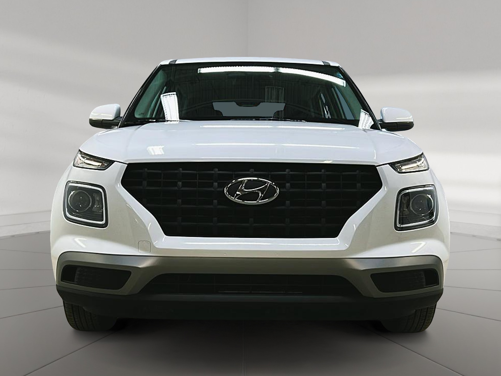 Hyundai Venue ESSENTIEL 2024 - image #2