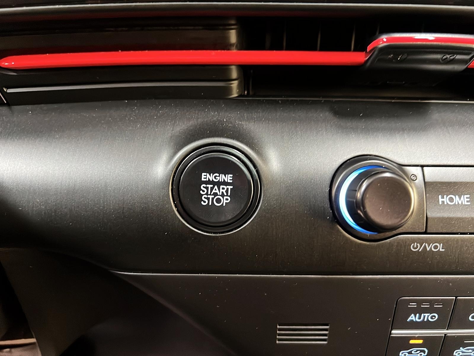 Hyundai Kona N-LINE 1.6T  TOIT 4RM 2024 - image #18