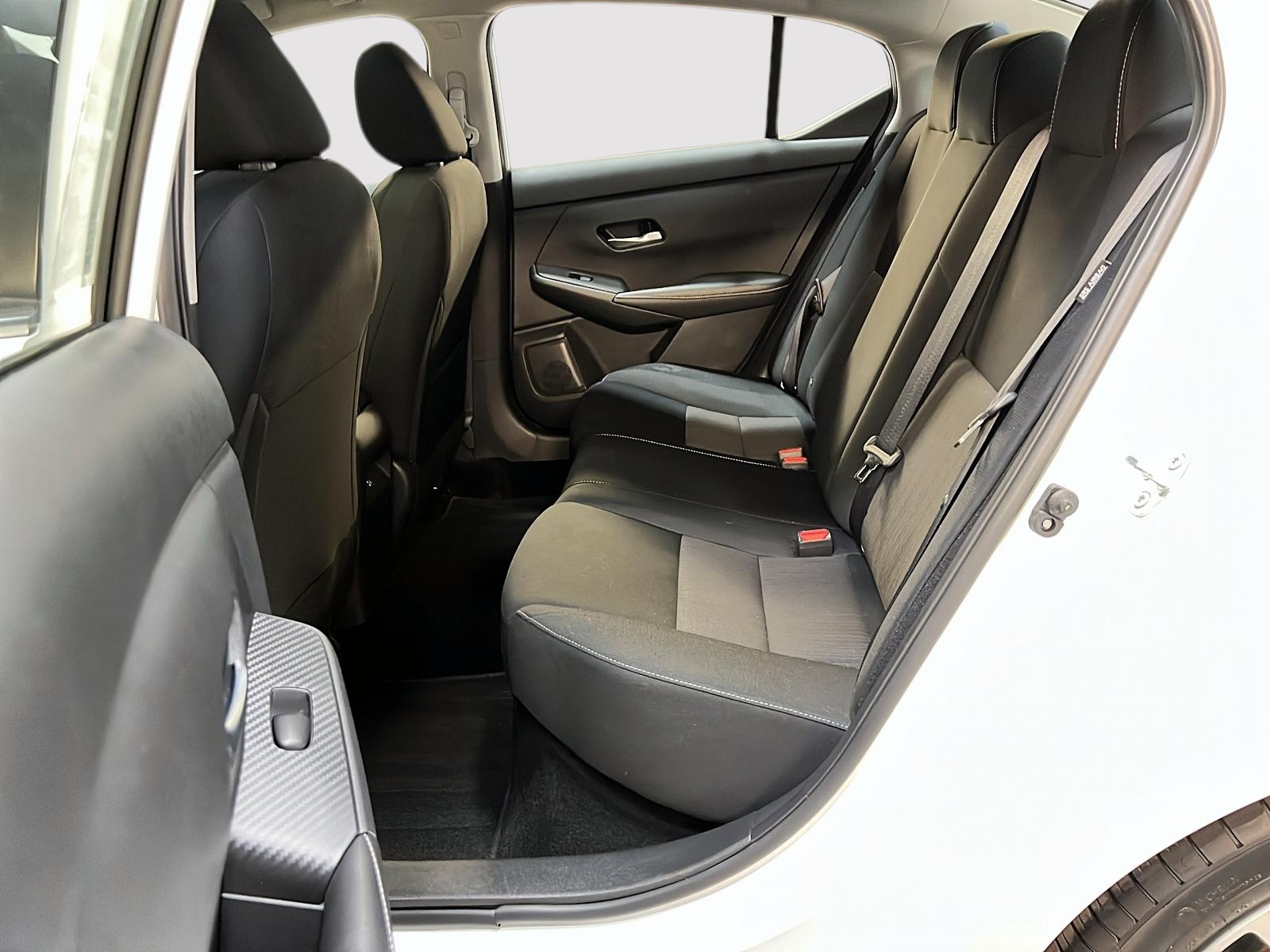 Nissan Sentra SV SPECIAL EDITION TOIT 2023 - image #9