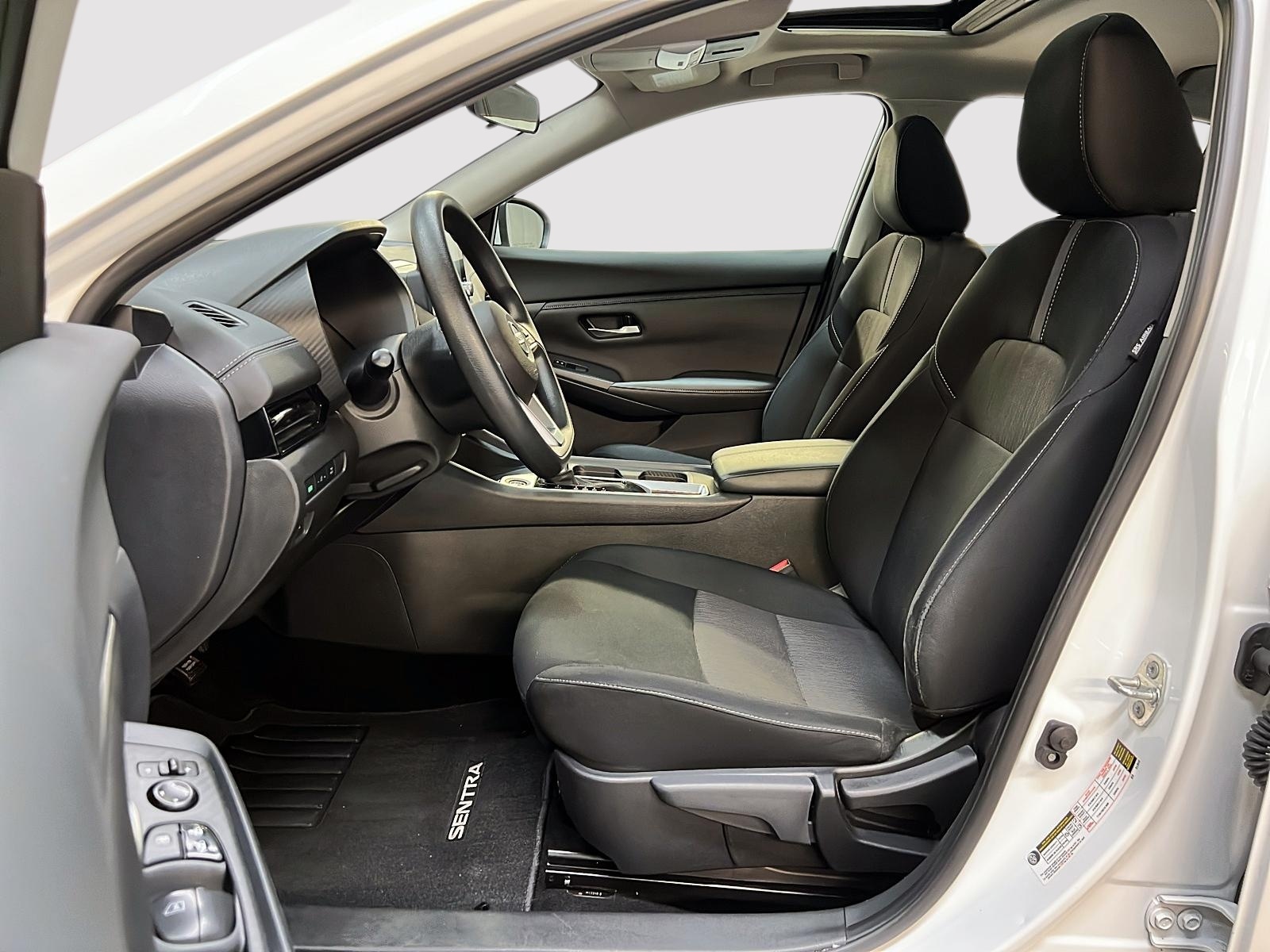 Nissan Sentra SV SPECIAL EDITION TOIT 2023 - image #7