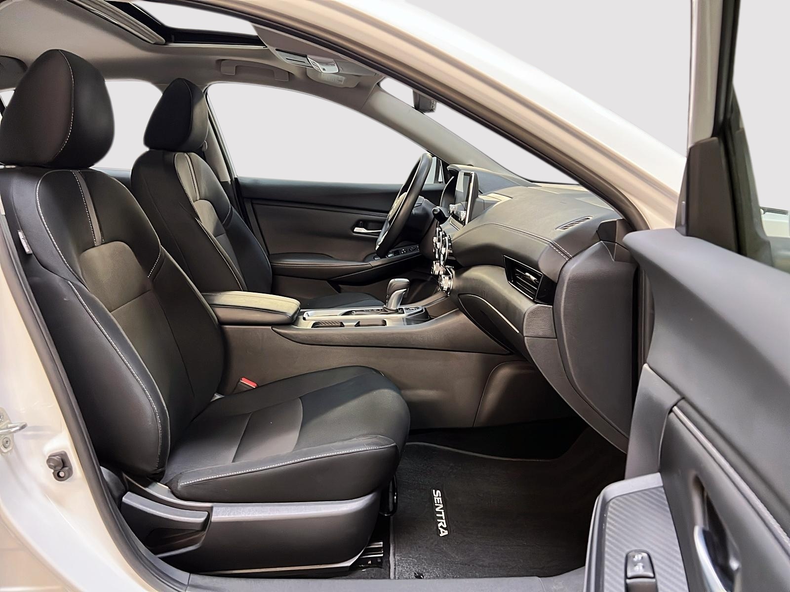 Nissan Sentra SV SPECIAL EDITION TOIT 2023 - image #8