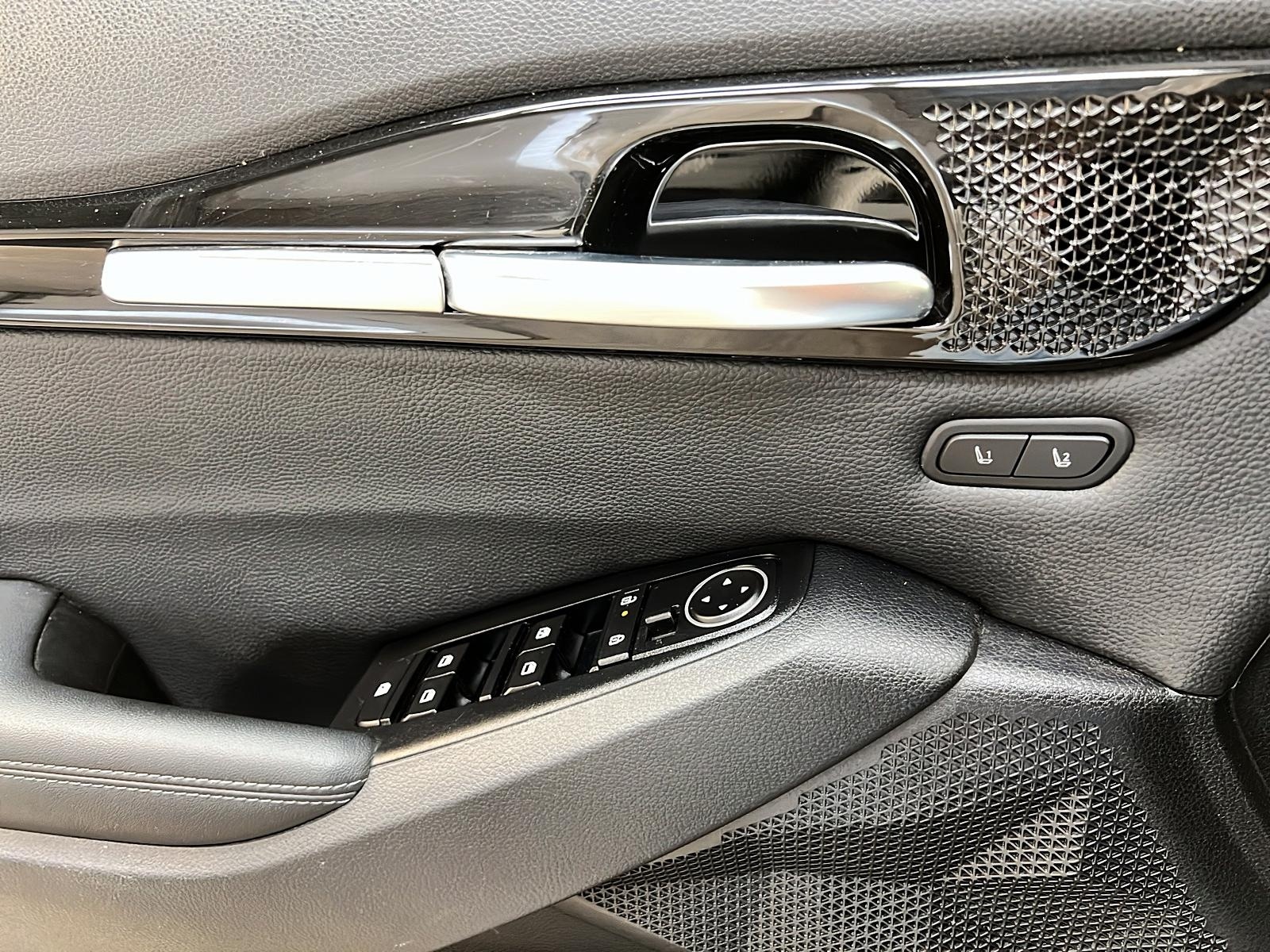 Kia SELTOS EX PREMIUM CUIR TOIT NAV 4RM 2024 - image #24