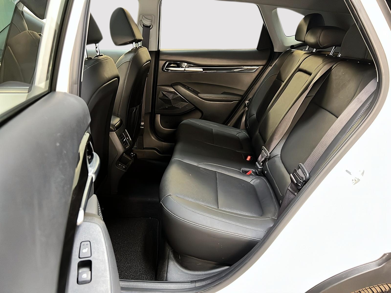 Kia SELTOS EX PREMIUM CUIR TOIT NAV 4RM 2024 - image #9