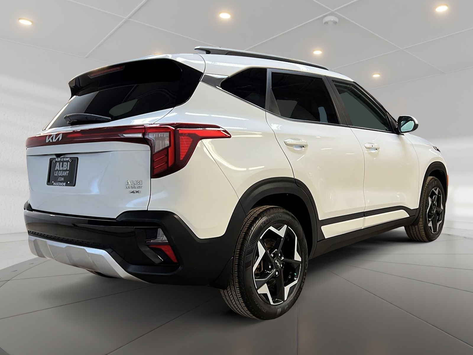 Kia SELTOS EX PREMIUM CUIR TOIT NAV 4RM 2024 - image #4
