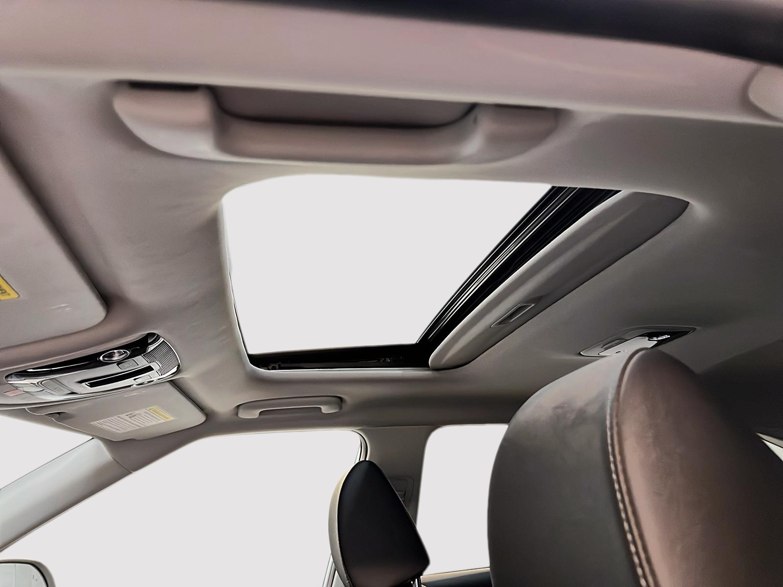 Kia SELTOS EX PREMIUM CUIR TOIT NAV 4RM 2024 - image #10