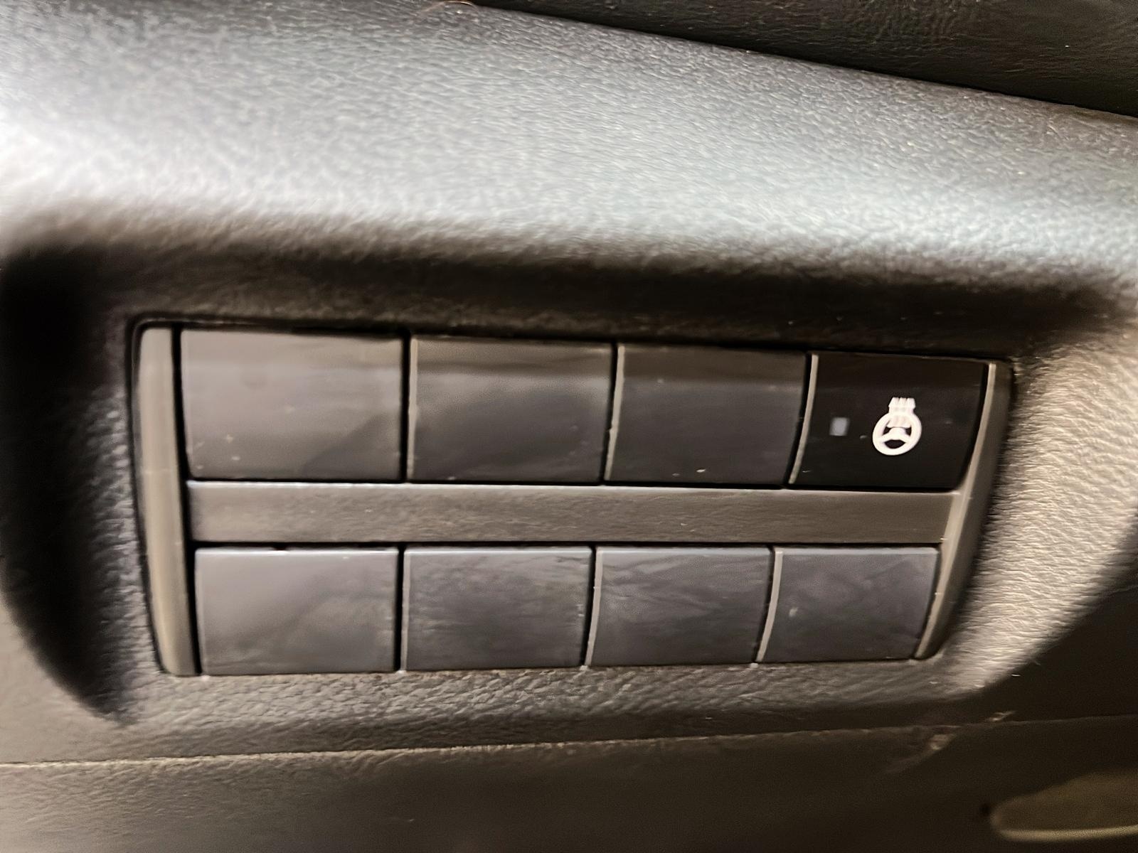 Nissan Kicks SR PREMIUM CUIR 2023 - image #20
