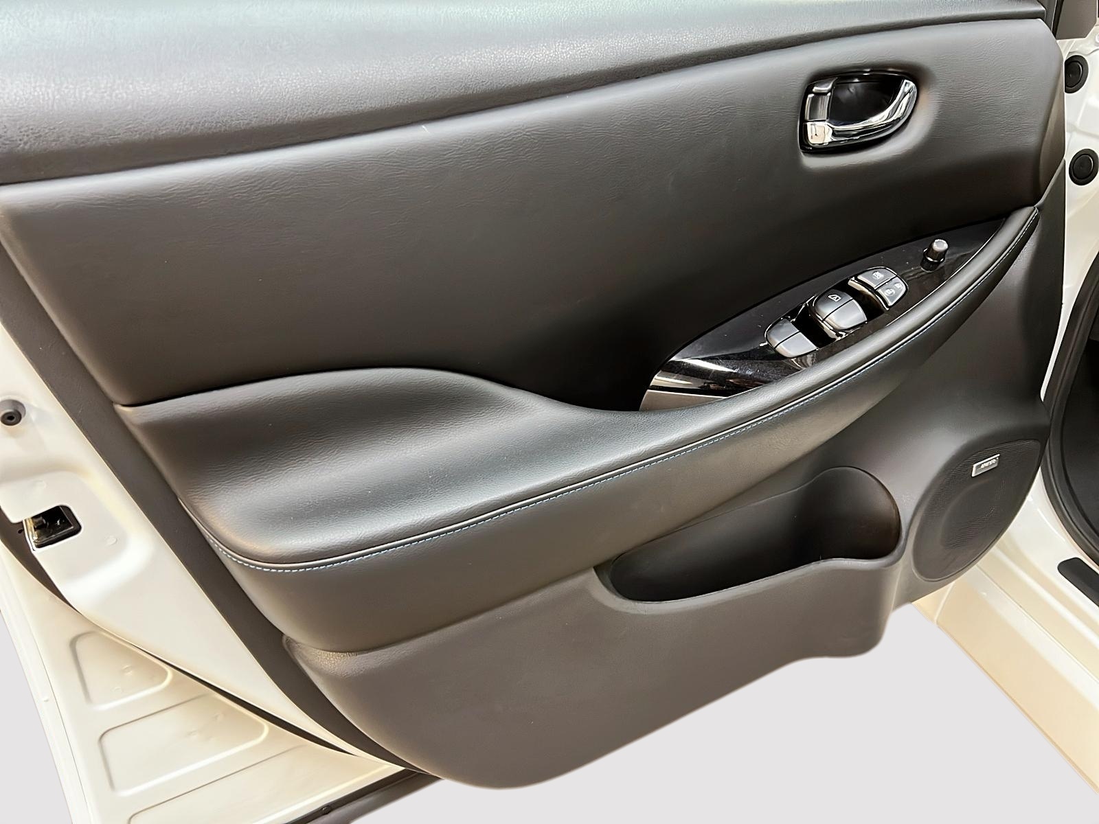 Nissan Leaf SL PLUS CUIR NAV 2023 - image #24