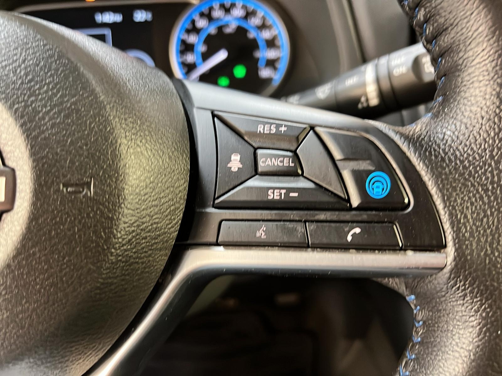 Nissan Leaf SV NAV 2023 - image #19