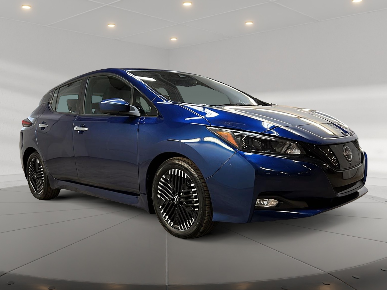 Nissan Leaf SV NAV 2023 - image #3