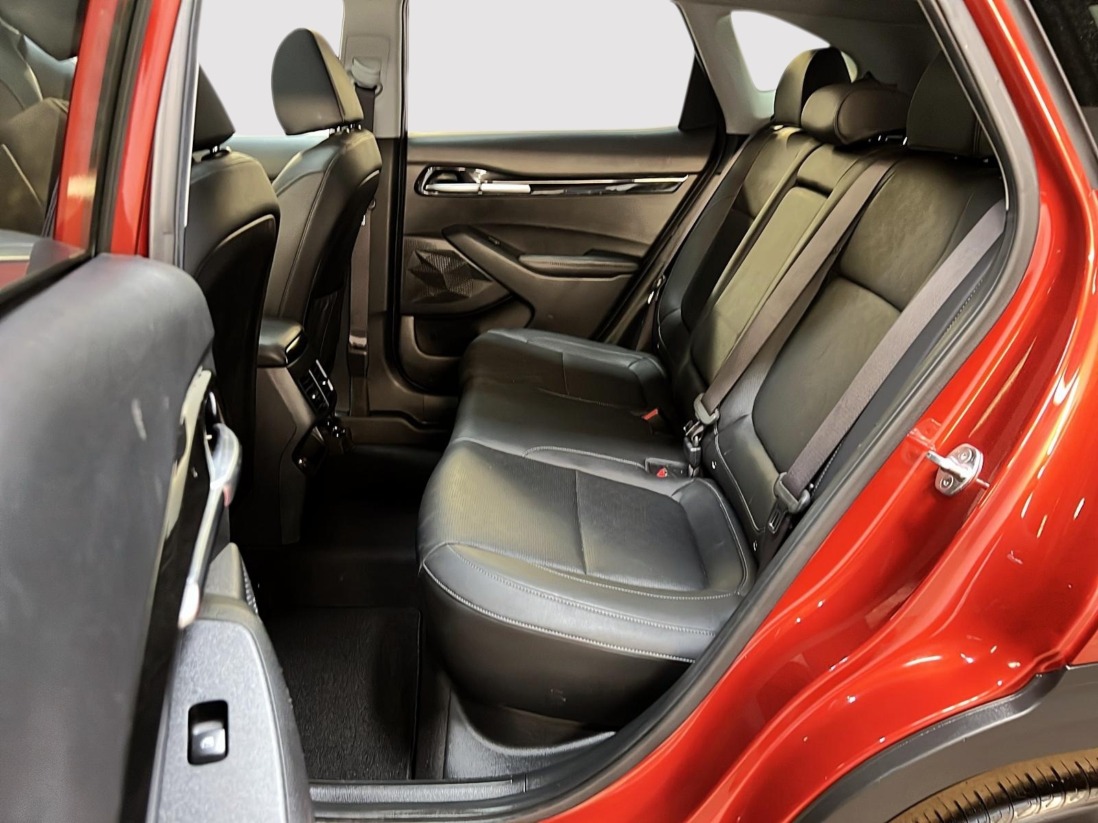 Kia SELTOS EX CUIR TOIT 4RM 2023 - image #9