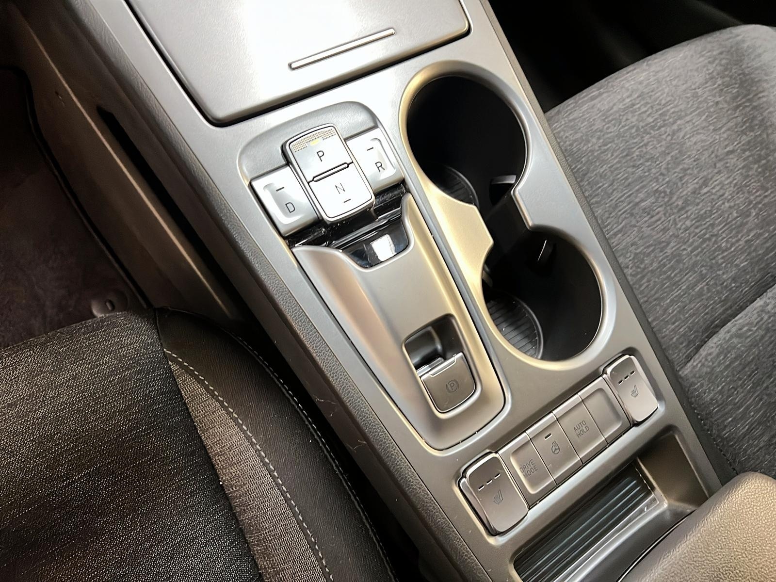 Hyundai Kona EV PREFERRED 2023 - image #13