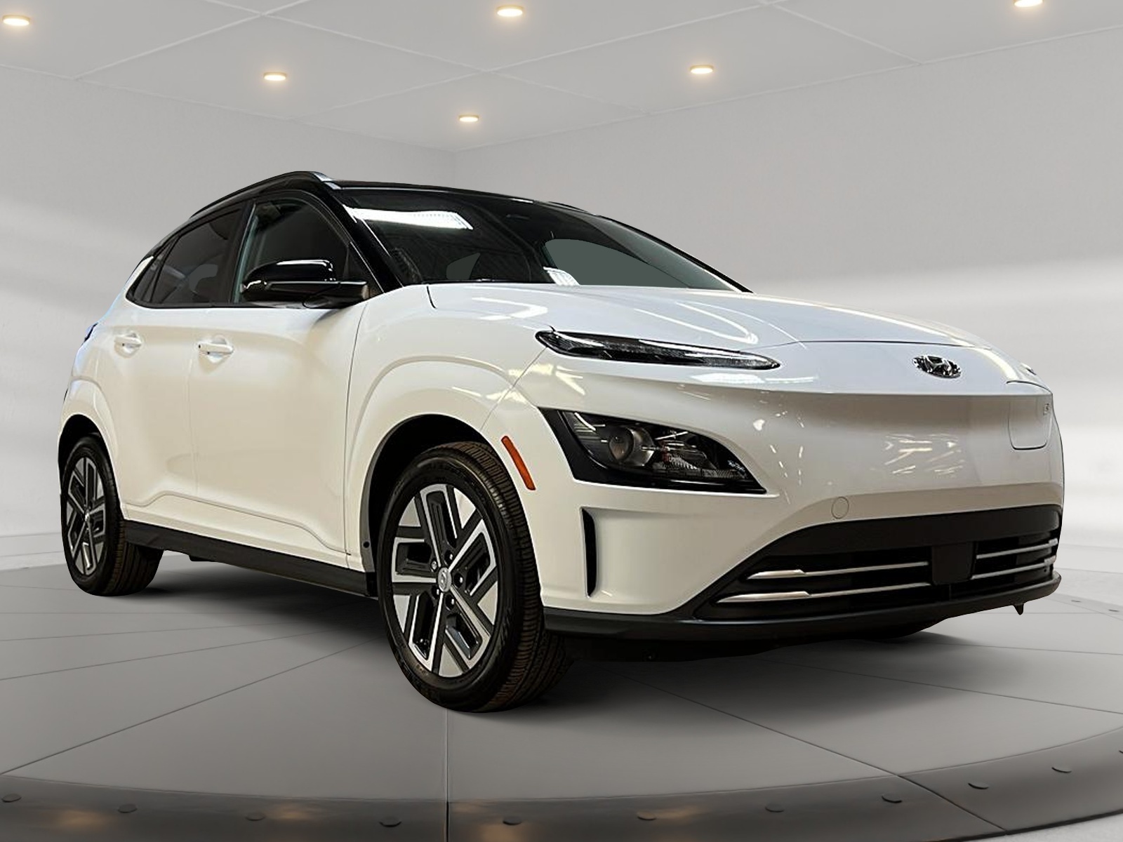Hyundai Kona EV PREFERRED 2023 - image #3