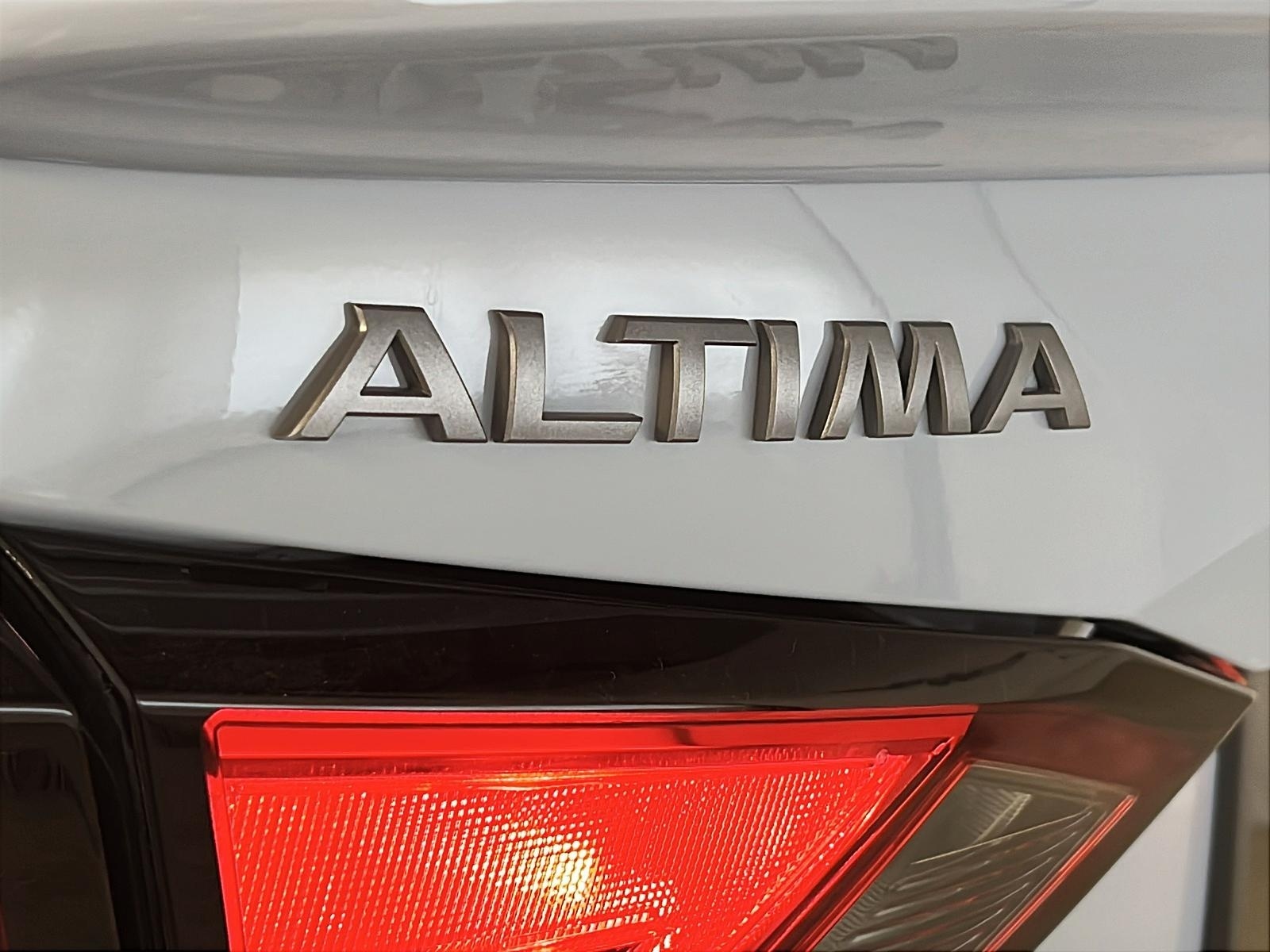 Nissan Altima SR PREMIUM CUIR TOIT NAV 4RM 2024 - image #27