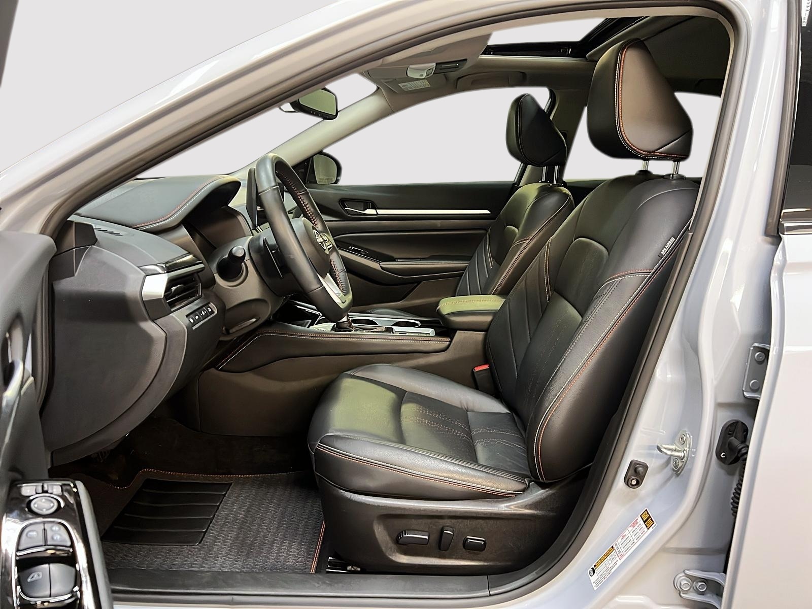 Nissan Altima SR PREMIUM CUIR TOIT NAV 4RM 2024 - image #7