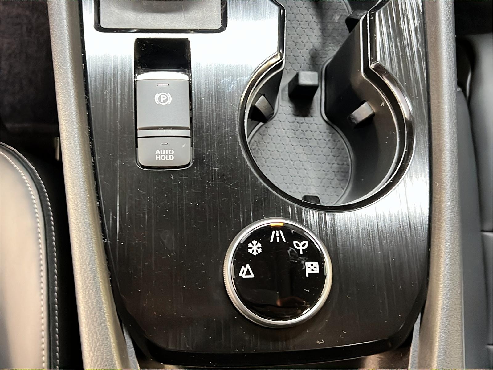 Nissan Rogue SV MIDNIGHT CUIR TOIT PANO 4RM 2023 - image #15