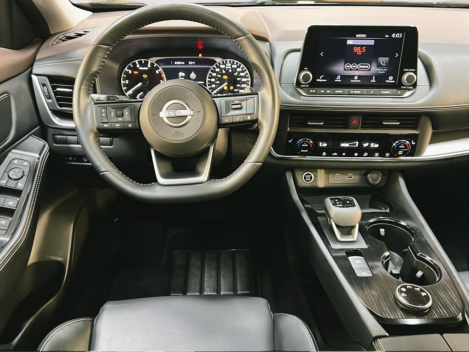 Nissan Rogue SV MIDNIGHT CUIR TOIT PANO 4RM 2023 - image #11