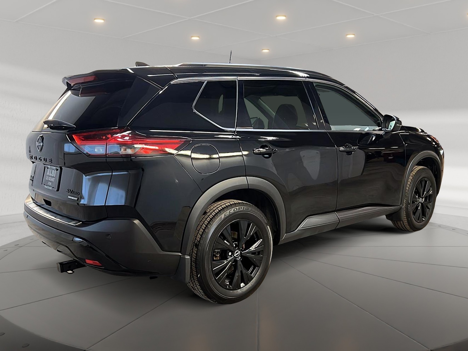 Nissan Rogue SV MIDNIGHT CUIR TOIT PANO 4RM 2023 - image #4