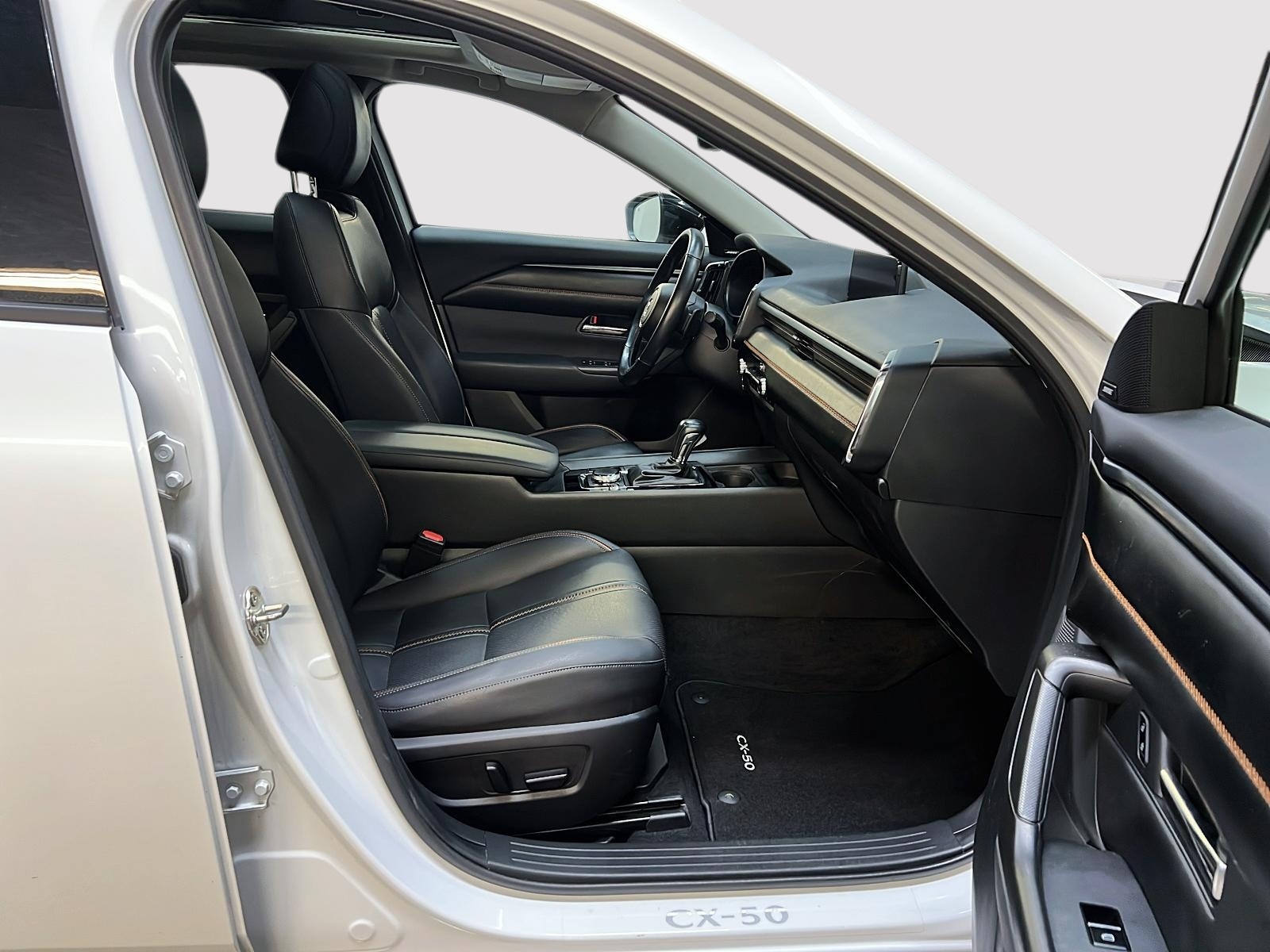 Mazda CX-50 GT TURBO CUIR TOIT PANO NAV 4RM 2023 - image #8