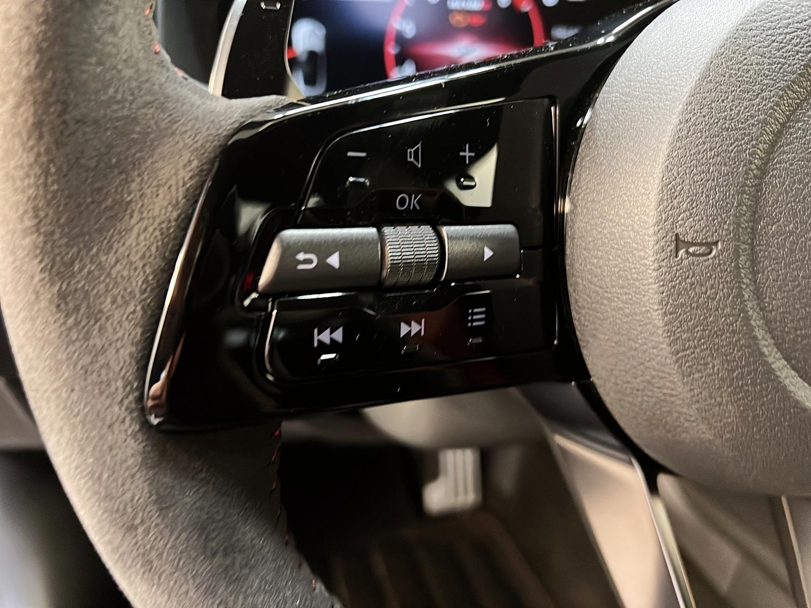 Nissan Z NISMO 2024 - image #18
