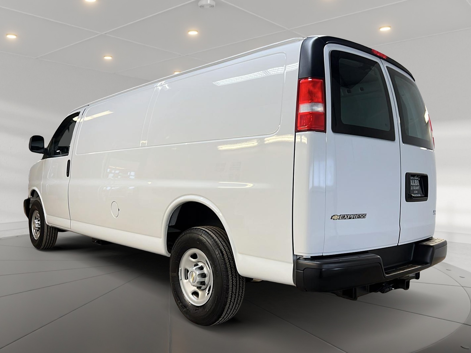 Chevrolet Express Cargo 2500 WT 155 2024 - image #6