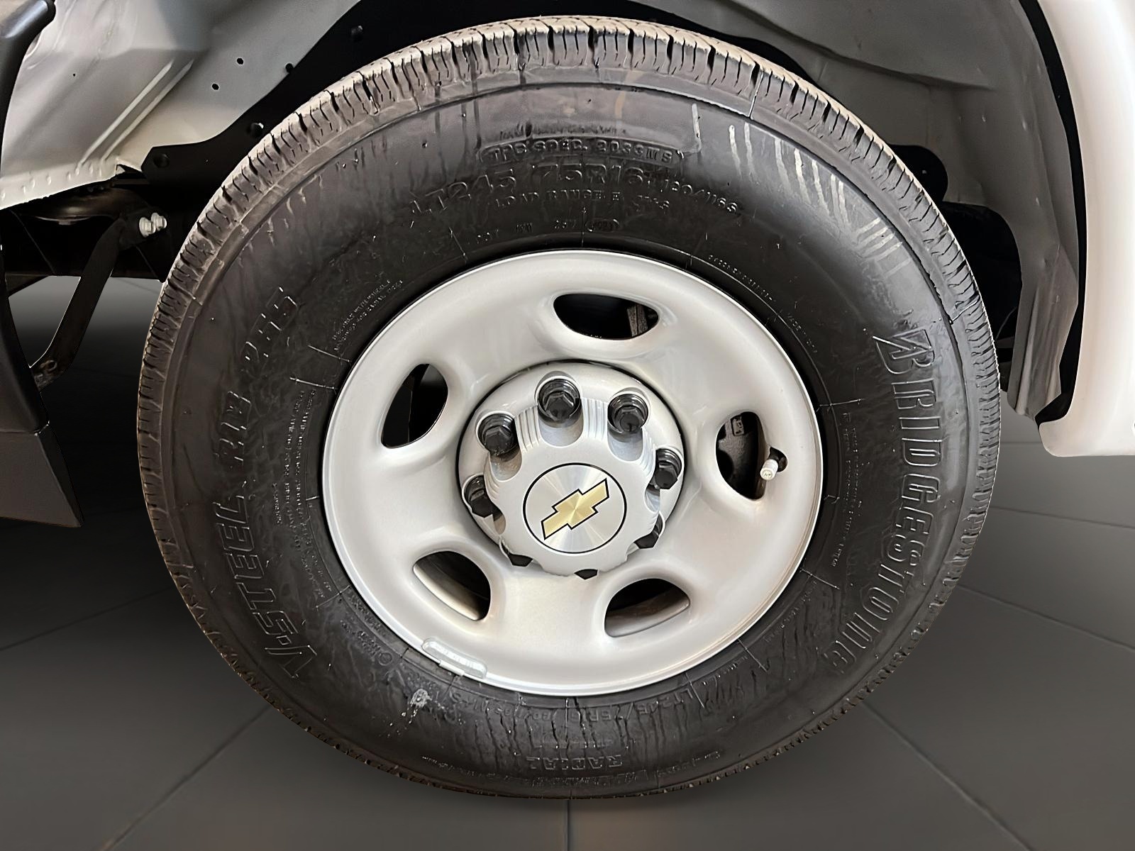 Chevrolet Express Cargo 2500 WT 155 2024 - image #20
