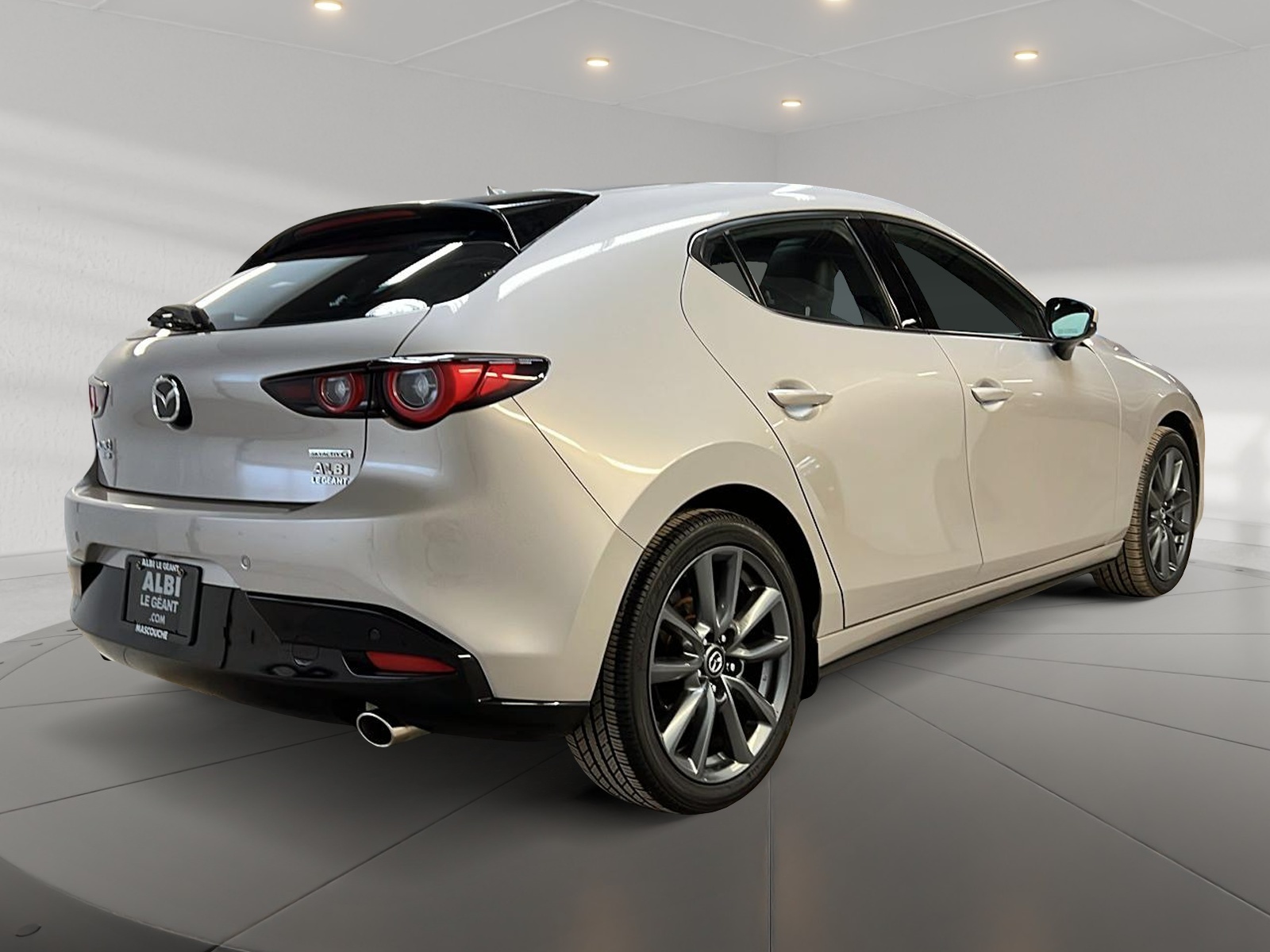 Mazda Mazda3 Sport GT CUIR TOIT NAV 4RM 2023 - image #4