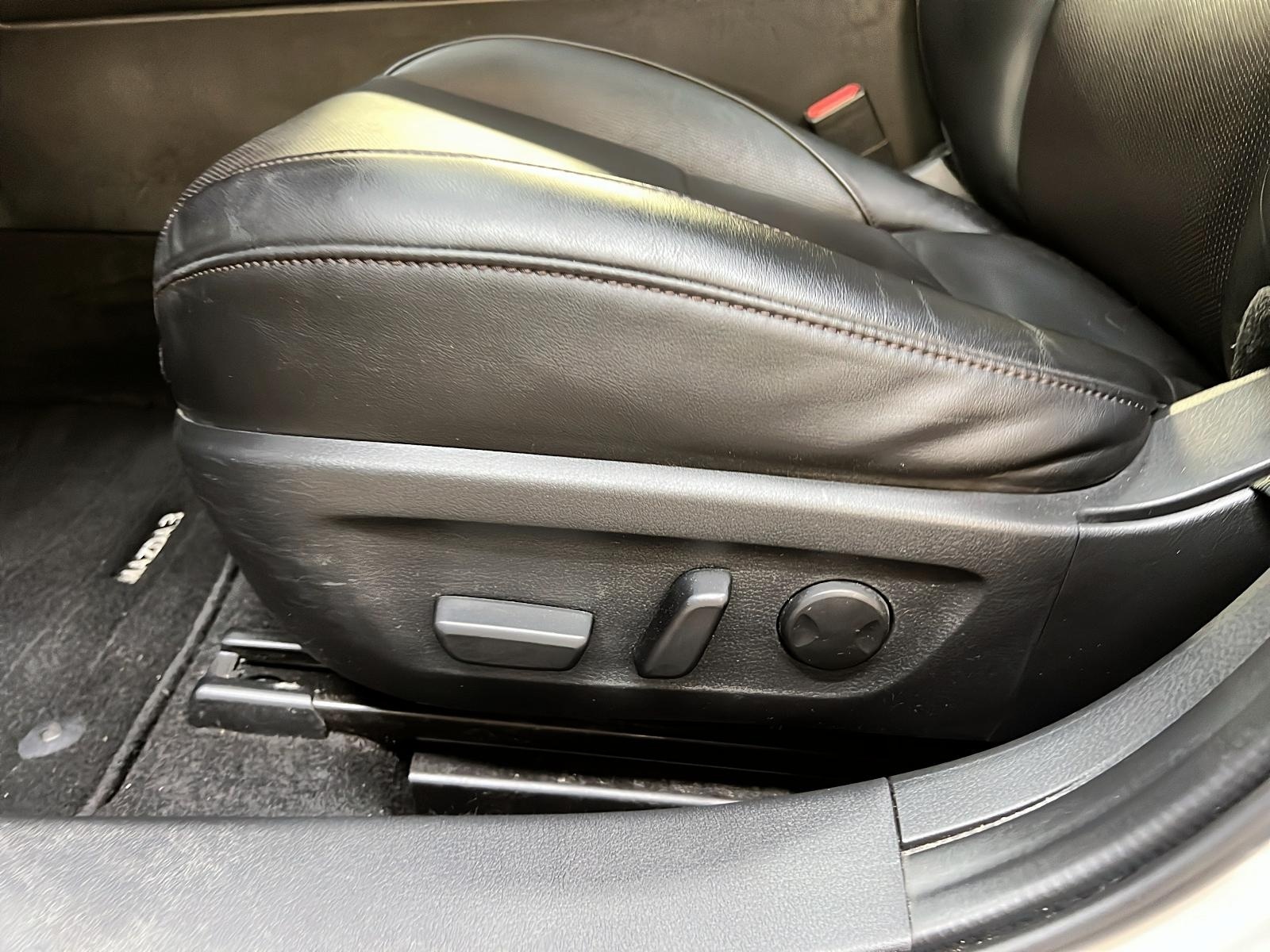 Mazda Mazda3 Sport GT CUIR TOIT NAV 4RM 2023 - image #26