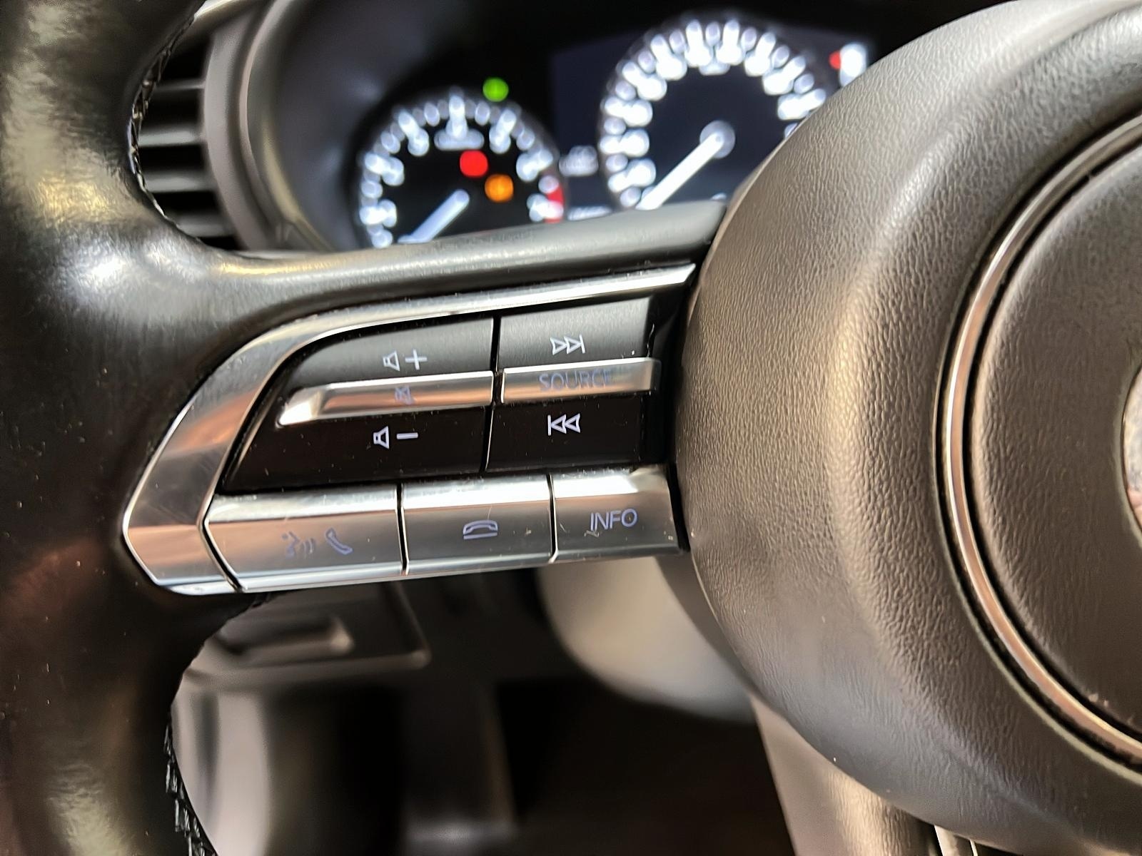 Mazda Mazda3 Sport GT CUIR TOIT NAV 4RM 2023 - image #22