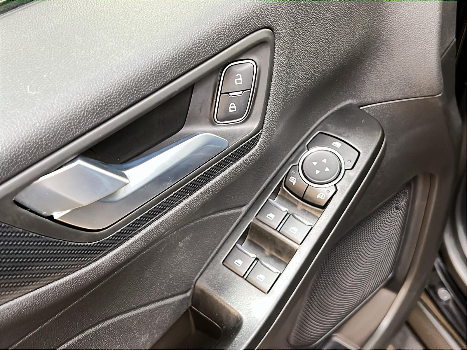 Ford Escape ST LINE TECH TOIT PANO NAV 4RM 2024 - image #24