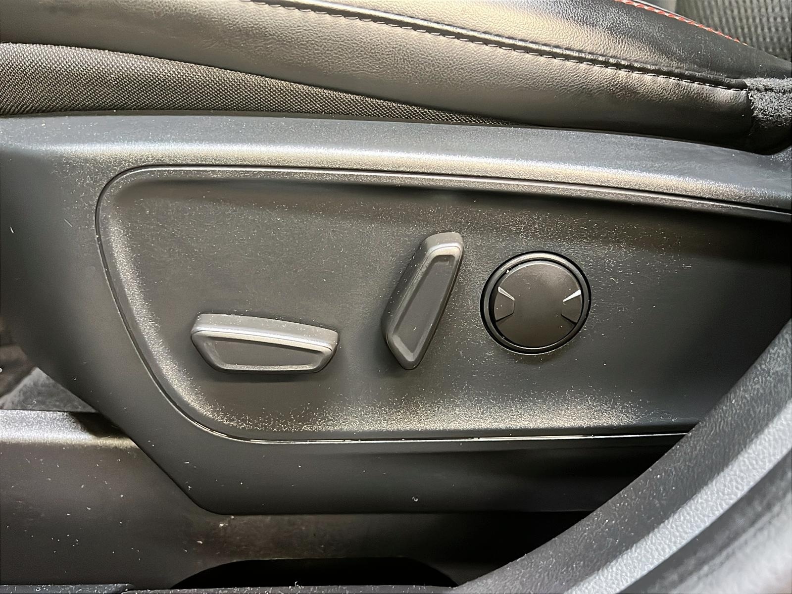 Ford Escape ST LINE TECH TOIT PANO NAV 4RM 2024 - image #26