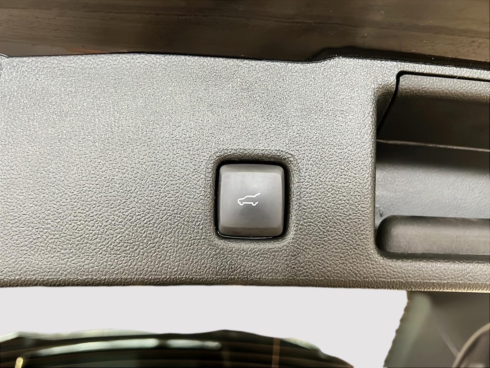 Ford Escape ST LINE TECH TOIT PANO NAV 4RM 2024 - image #14