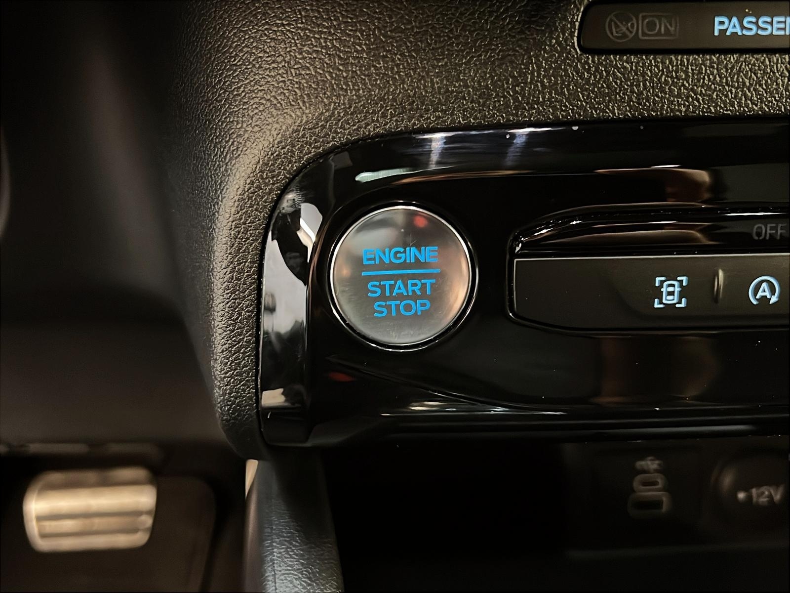 Ford Escape ST LINE TECH TOIT PANO NAV 4RM 2024 - image #17