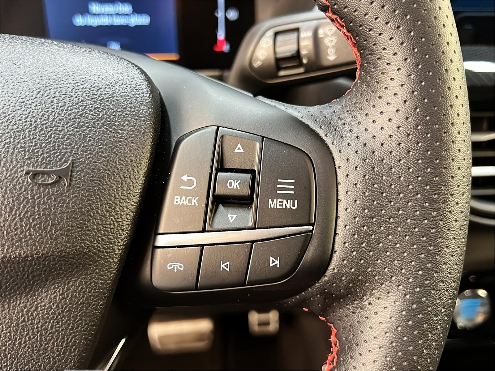 Ford Escape ST LINE TECH TOIT PANO NAV 4RM 2024 - image #21