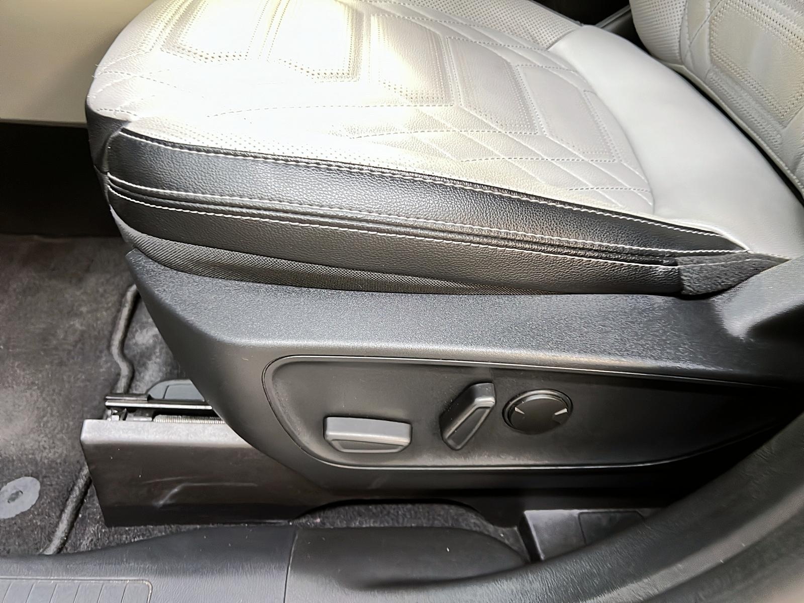 Ford Escape PLUG IN CUIR VAV 2024 - image #25