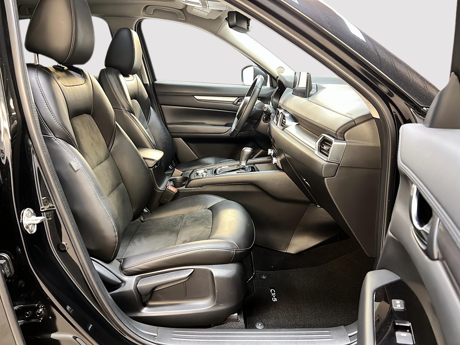 Mazda CX-5 GS GR CONFORT 4RM 2023 - image #8