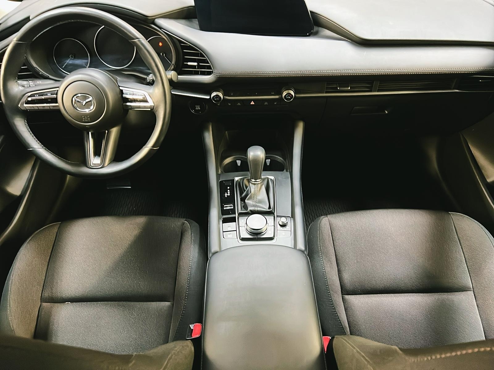 Mazda Mazda3 GS 2023 - image #10