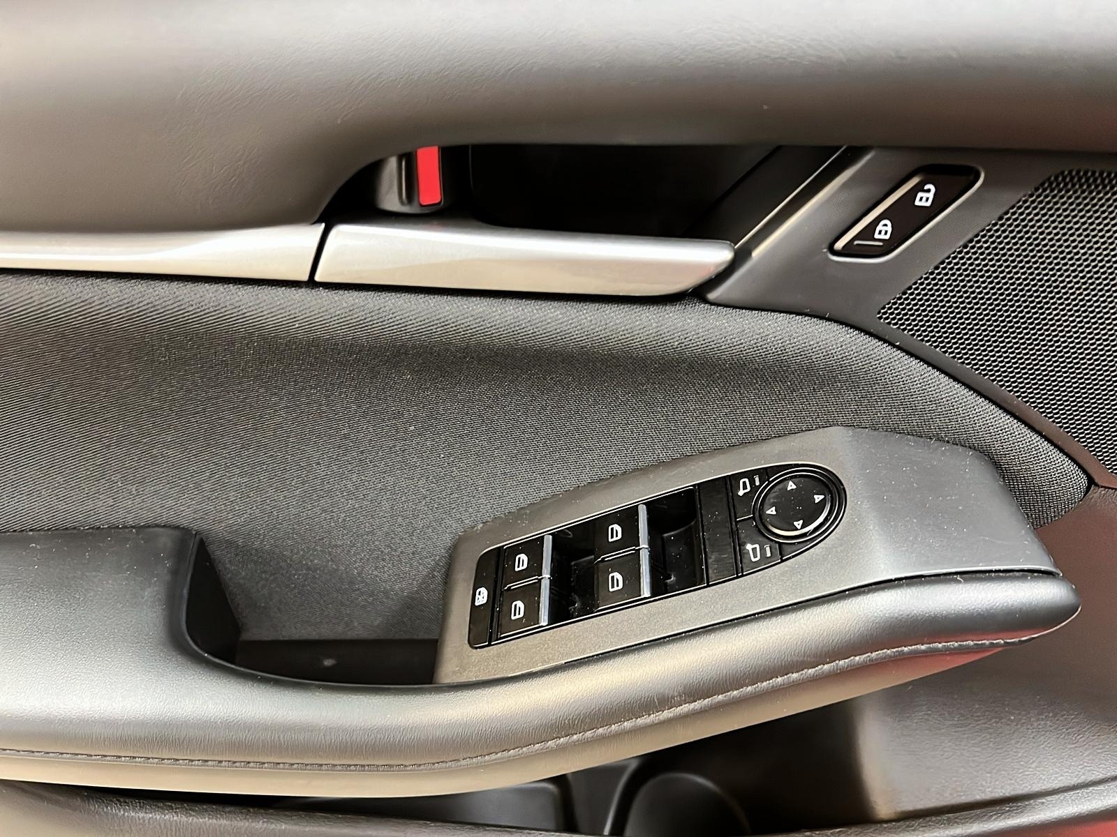 Mazda Mazda3 GS 2023 - image #22