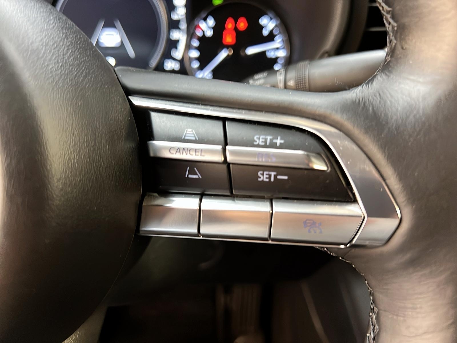 Mazda Mazda3 GS 2023 - image #19