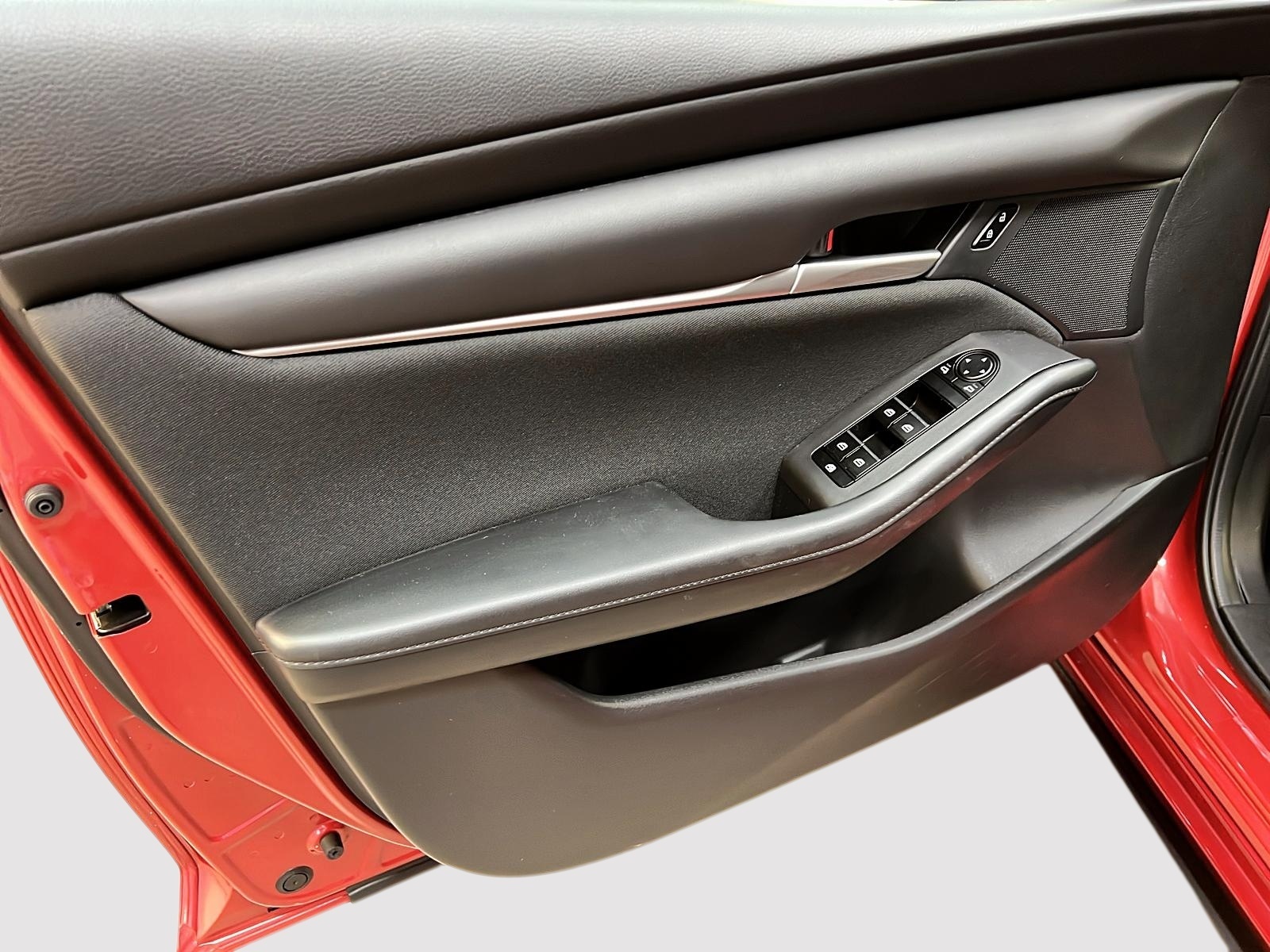 Mazda Mazda3 GS 2023 - image #23