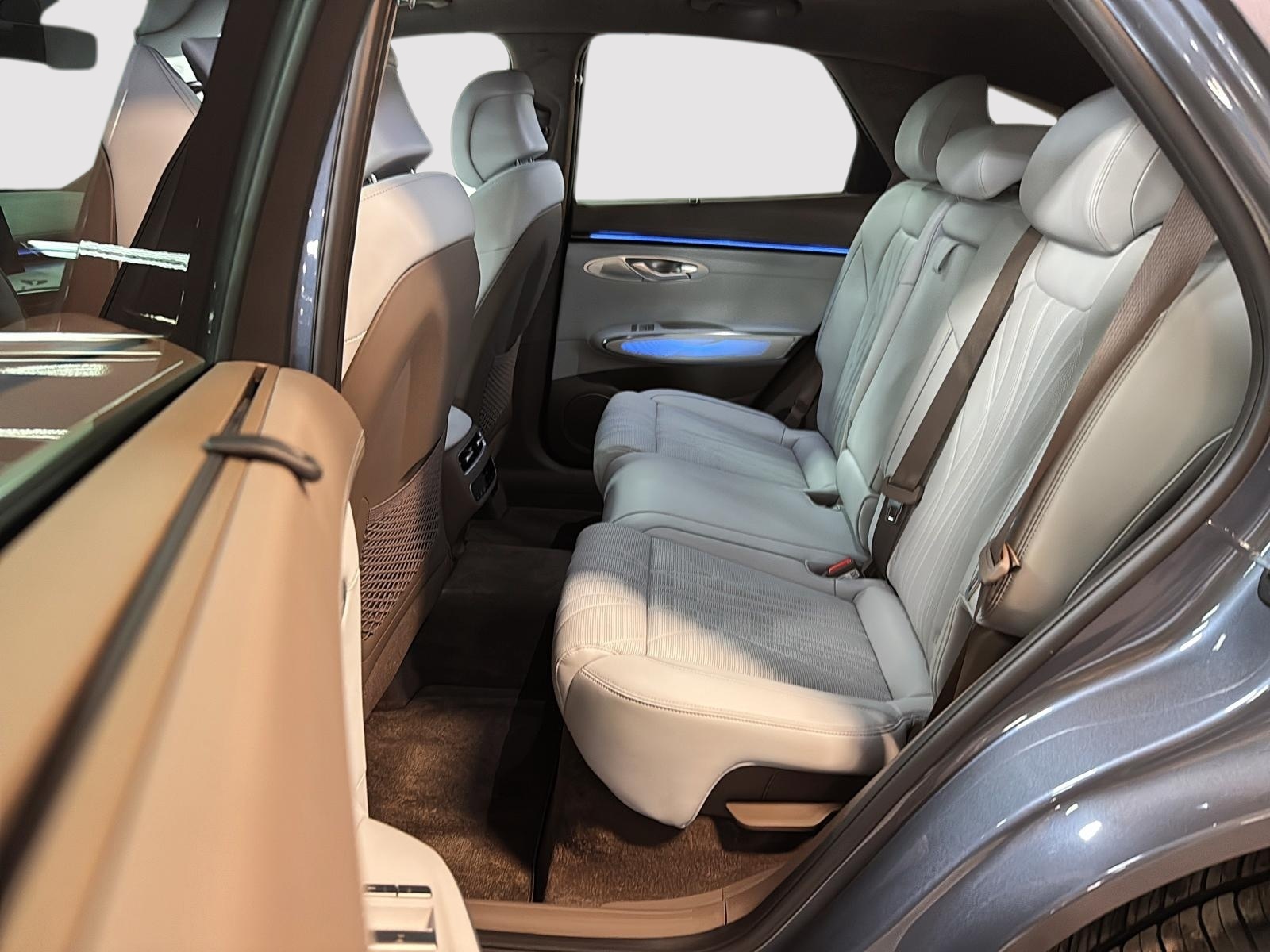 Genesis GV70 Prestige 2.5T 4RM 2026 - image #9