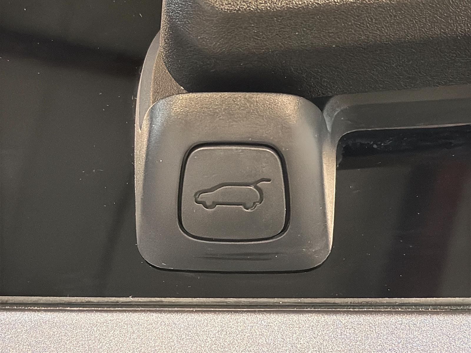 Genesis GV70 Prestige 2.5T 4RM 2026 - image #17